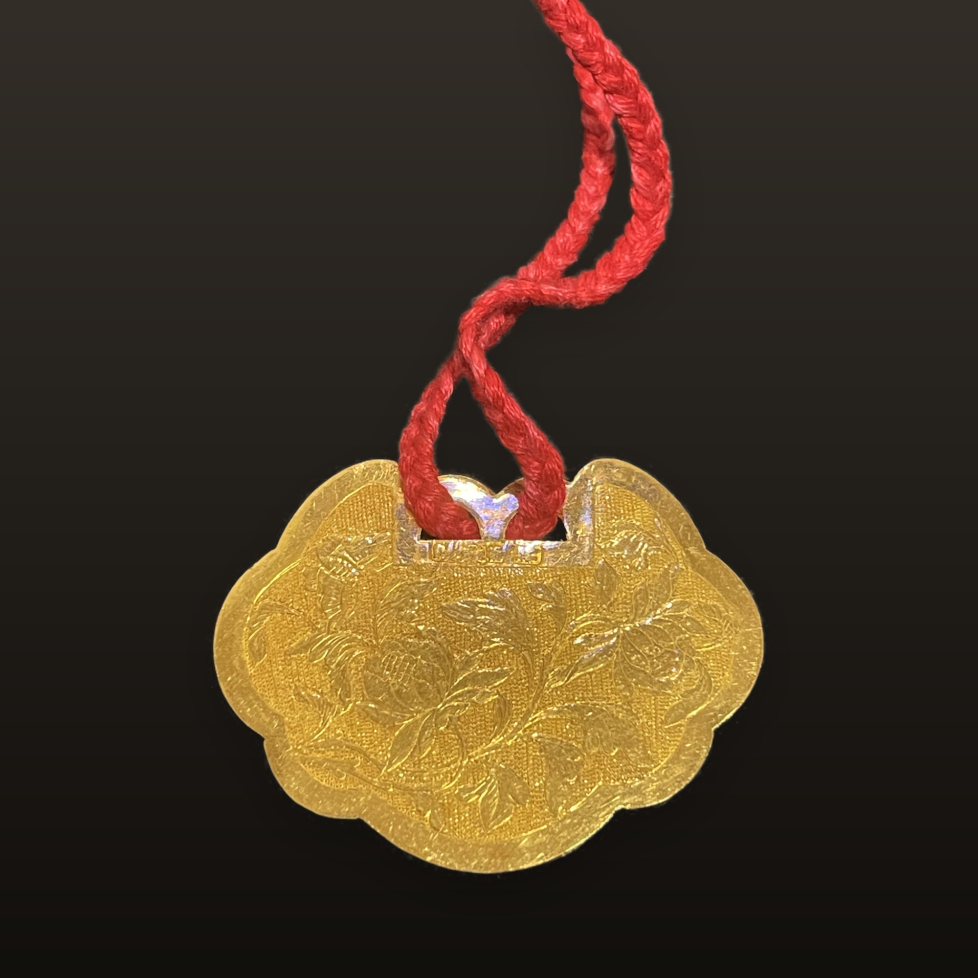 Gold lock pendant, from countertop to listing